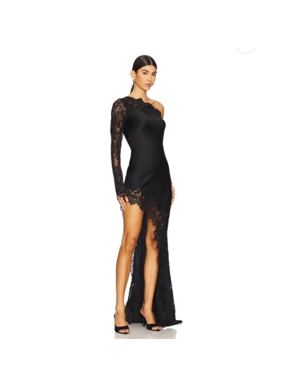 MAJORELLE Saskia Gown in Black maxi - Picture 3 of 8